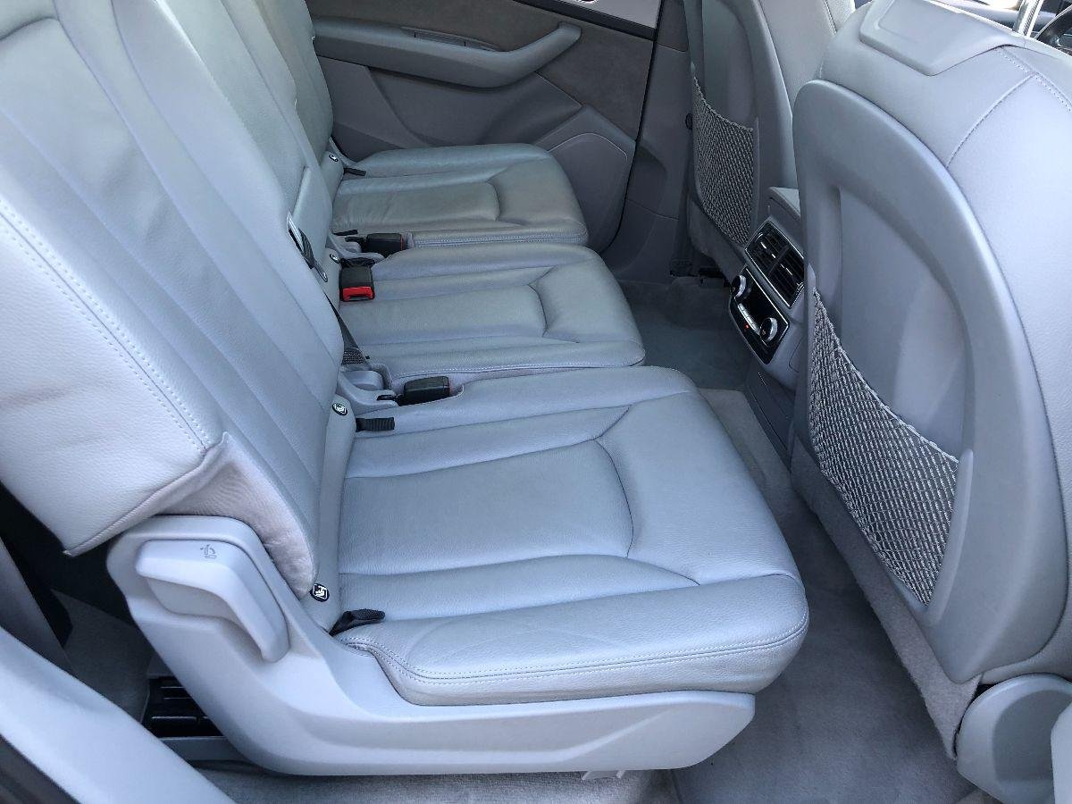 AUDI - Q7 - 3.0 TDI quattro tiptronic Business Plus 7 Posti