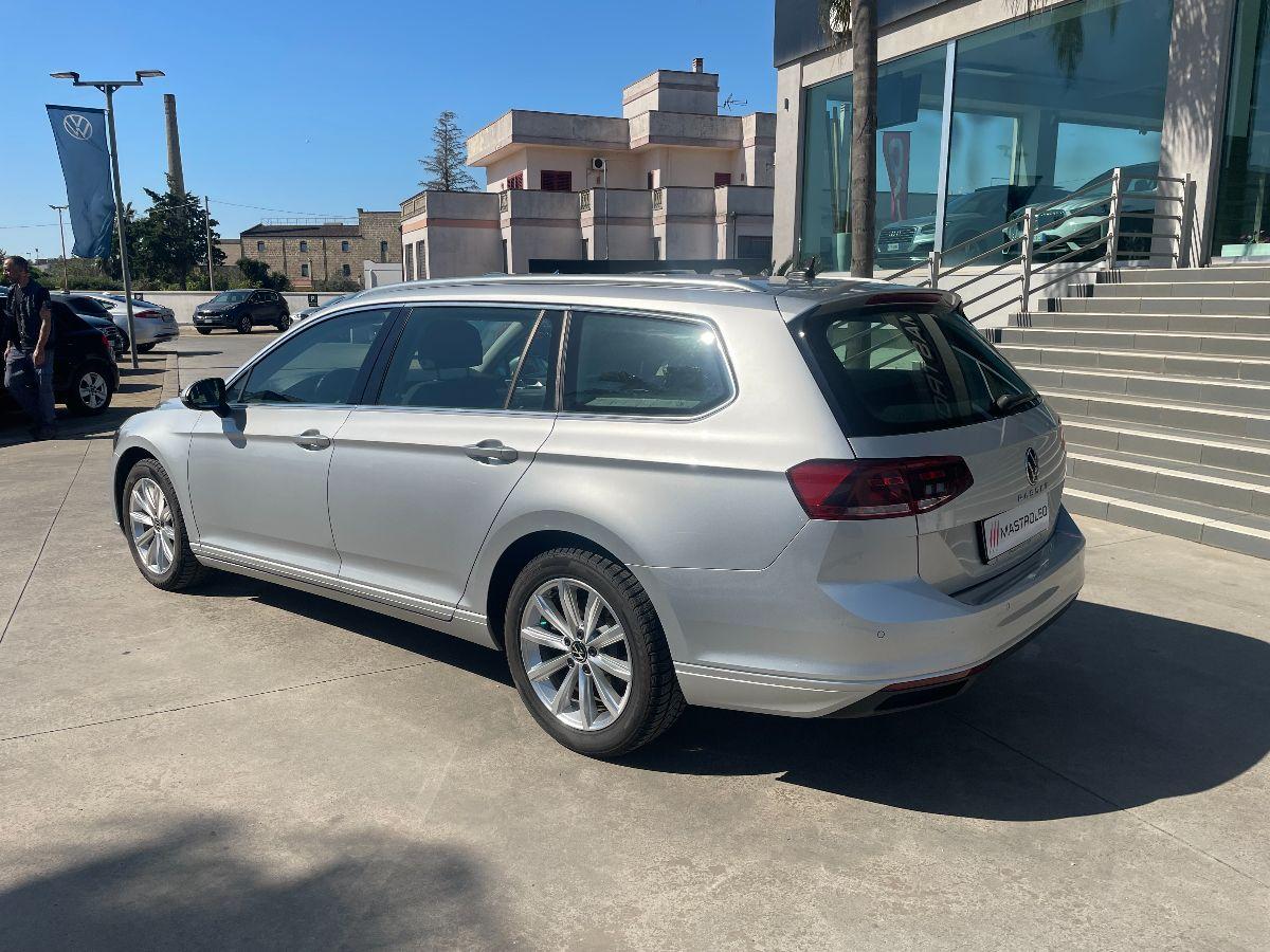 VOLKSWAGEN - Passat Variant 2.0 TDI SCR EVO DSG Business BMT