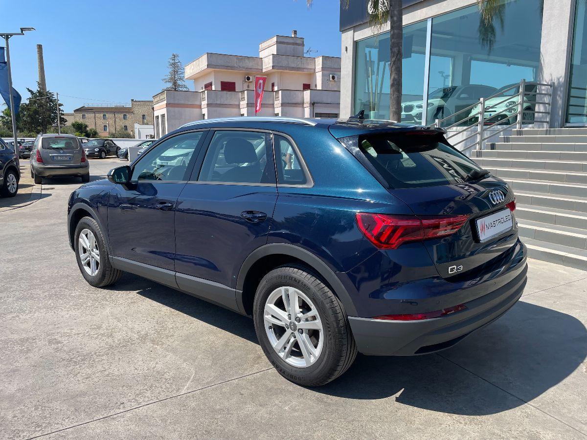 AUDI - Q3 - 40 TDI quattro S tronic Business