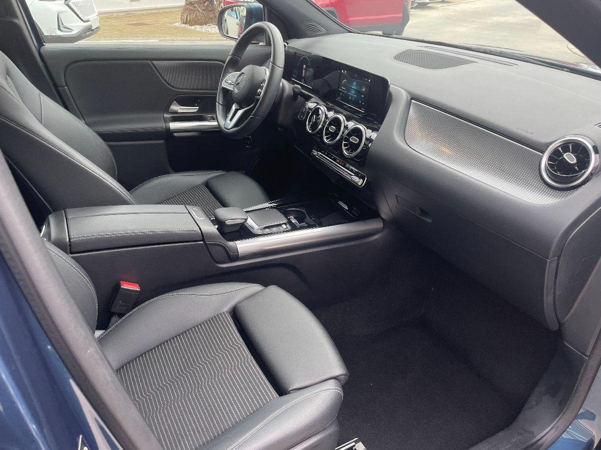 MERCEDES - Classe GLA - 200 d Automatic Sport Plus
