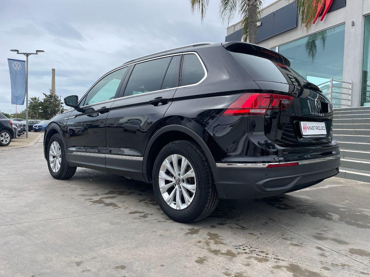 VOLKSWAGEN - Tiguan - 2.0 TDI 150CV SCR DSG Life