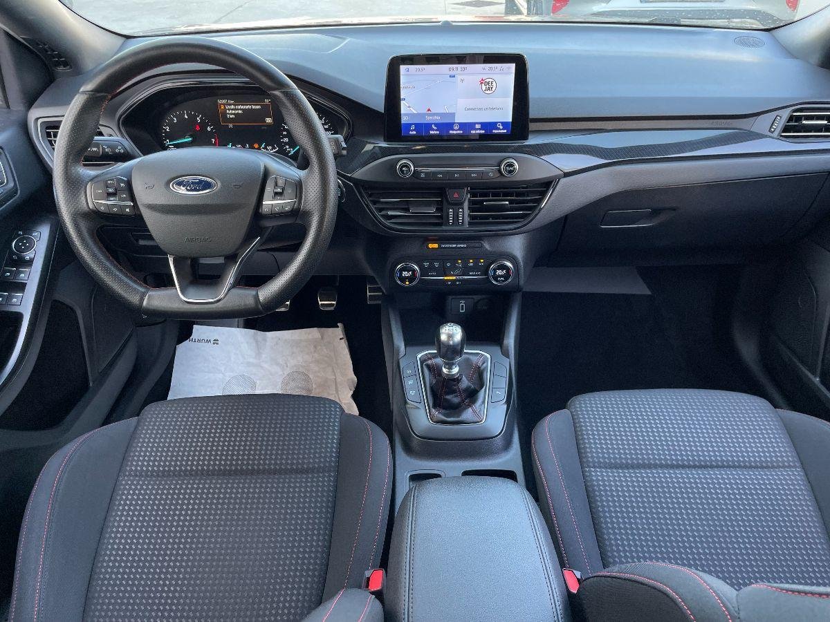 FORD - Focus - 1.0 EcoBoost 125CV 5p. ST Line GARANZIA FORD 7 ANNI / 105.000 KM