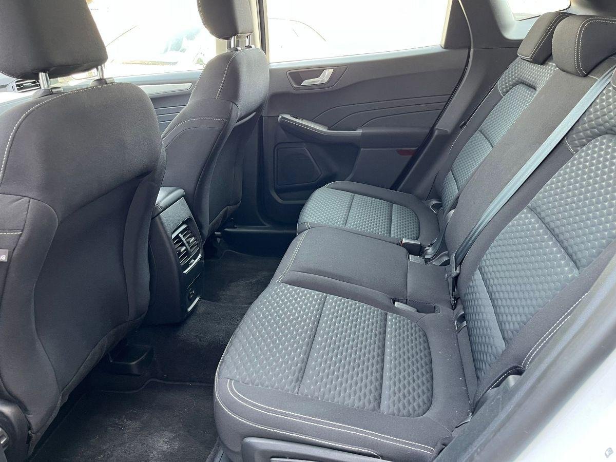 FORD - Kuga - 1.5 EcoBlue 120 CV 2WD Connect(SEDE DI MAGLIE)