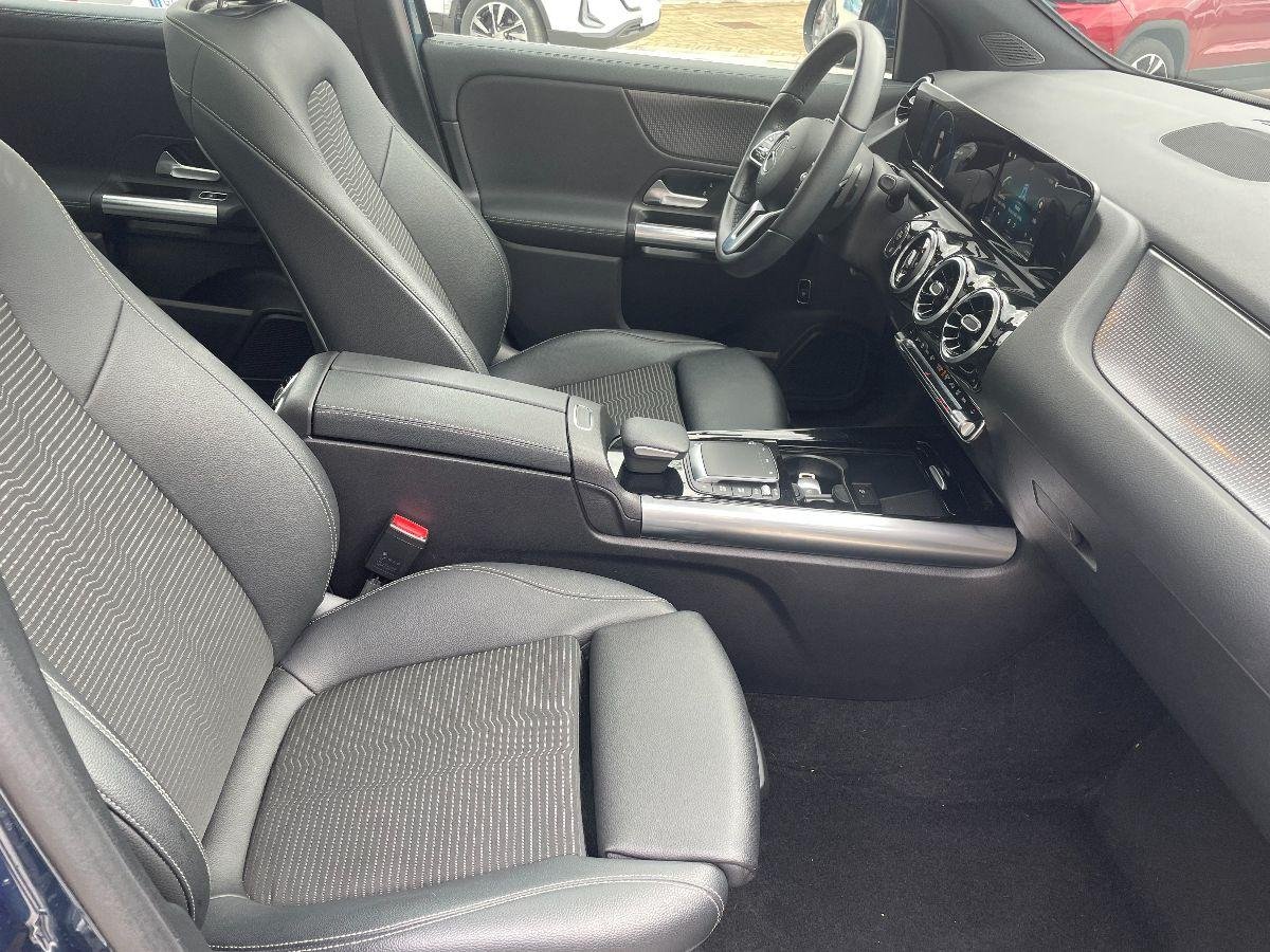 MERCEDES - Classe GLA - 200 d Automatic Sport Plus