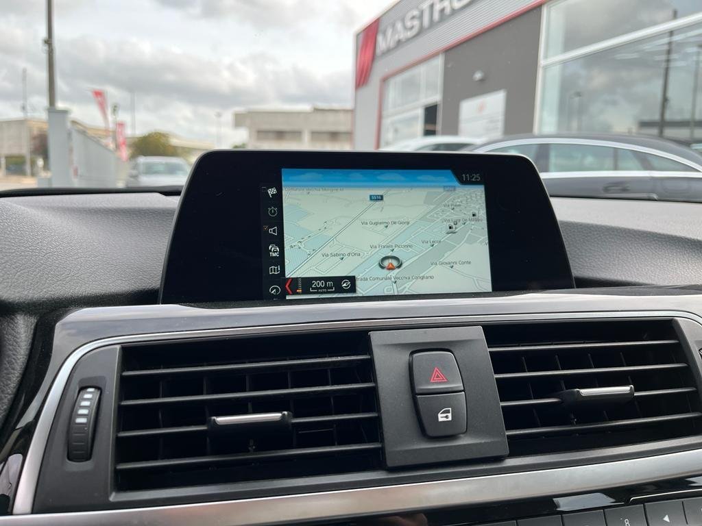 BMW - Serie 3 - 316d Business Advantage aut.