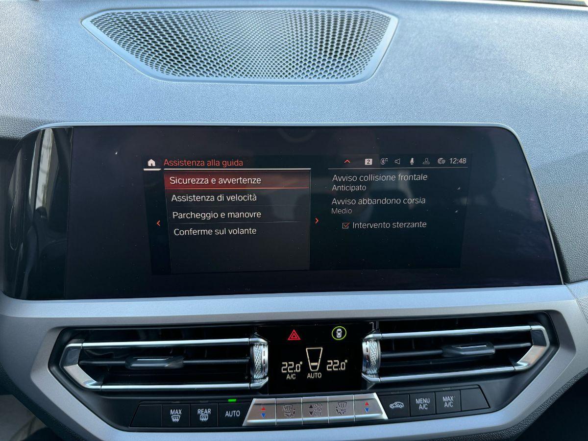 BMW - Serie 3 - 320d 48V xDrive Business Advantage