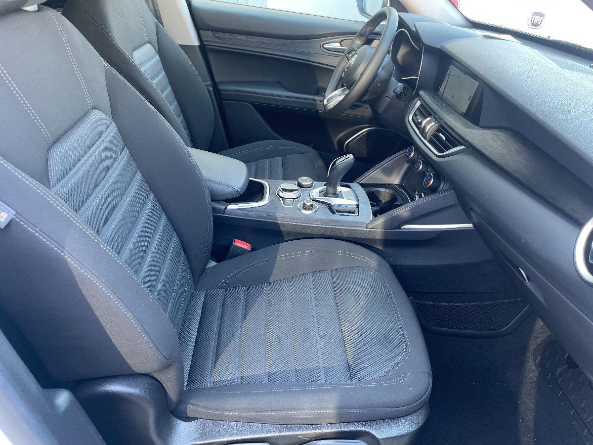 ALFA ROMEO - Stelvio - 2.2 T.diesel 160CV AT8 RWD Bus.