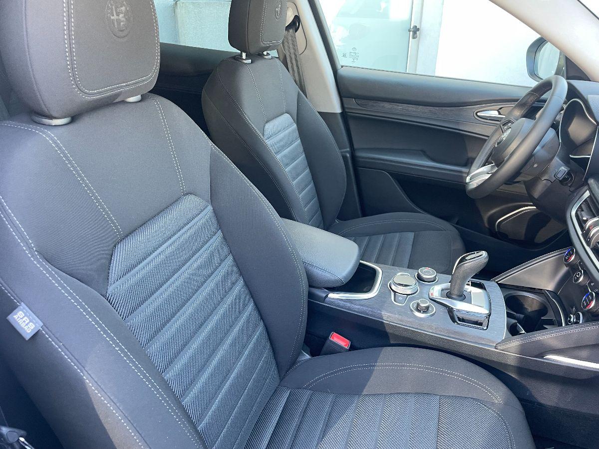 ALFA ROMEO - Stelvio - 2.2 T.diesel 160CV AT8 RWD Bus.