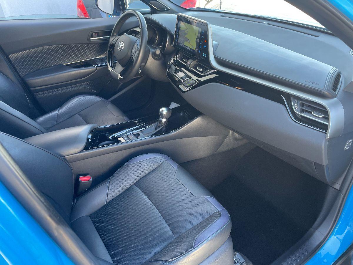 TOYOTA - C-HR - 1.8 Hybrid E-CVT Style+
