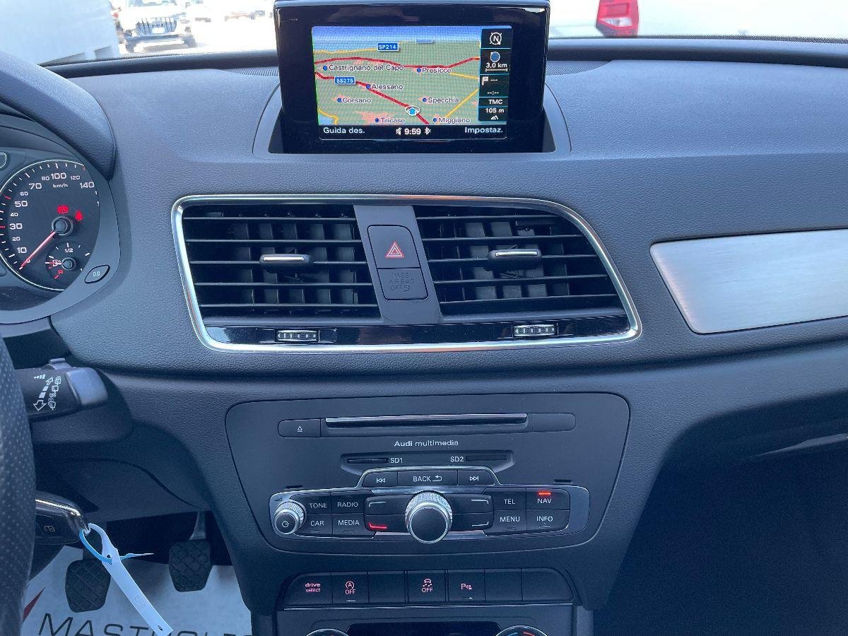 AUDI - Q3 - 2.0 TDI 150 CV Sport