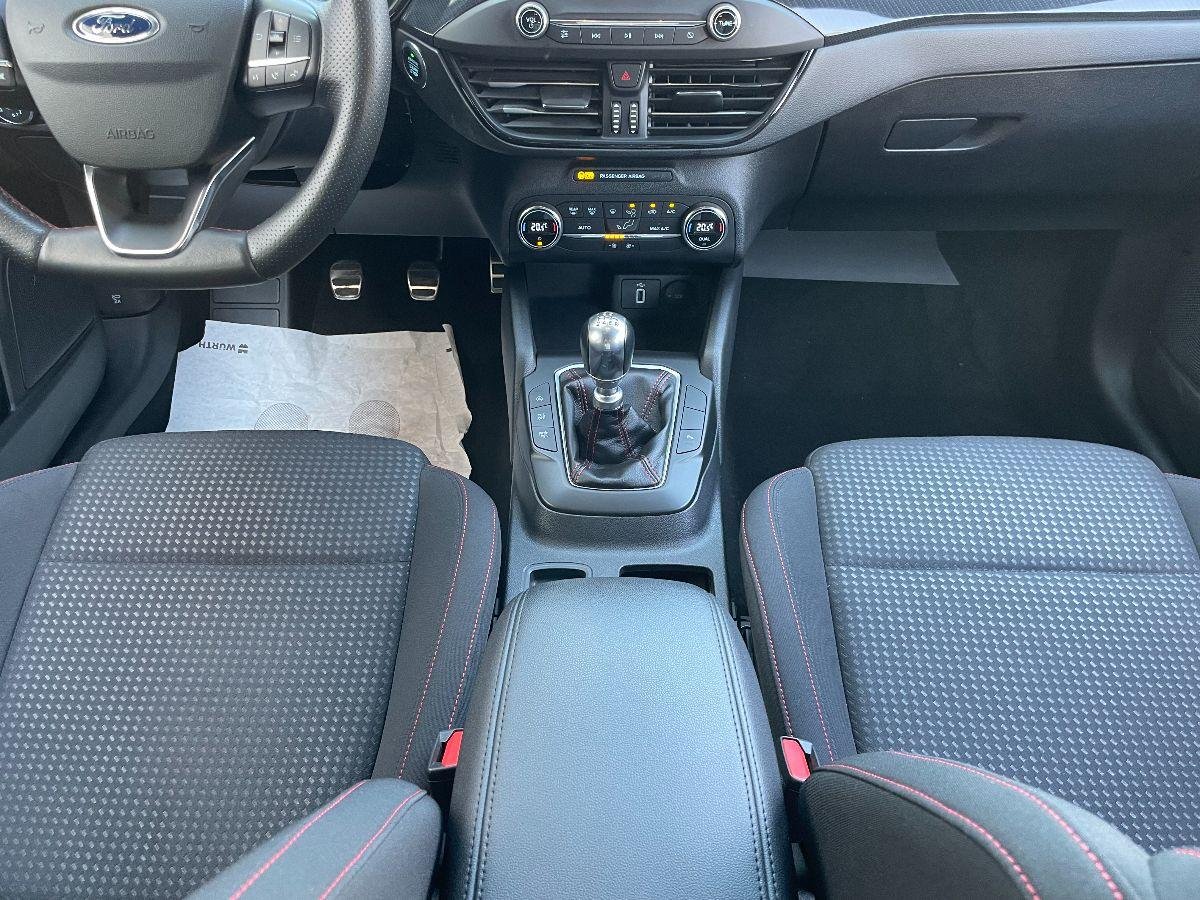 FORD - Focus - 1.0 EcoBoost 125CV 5p. ST Line GARANZIA FORD 7 ANNI / 105.000 KM