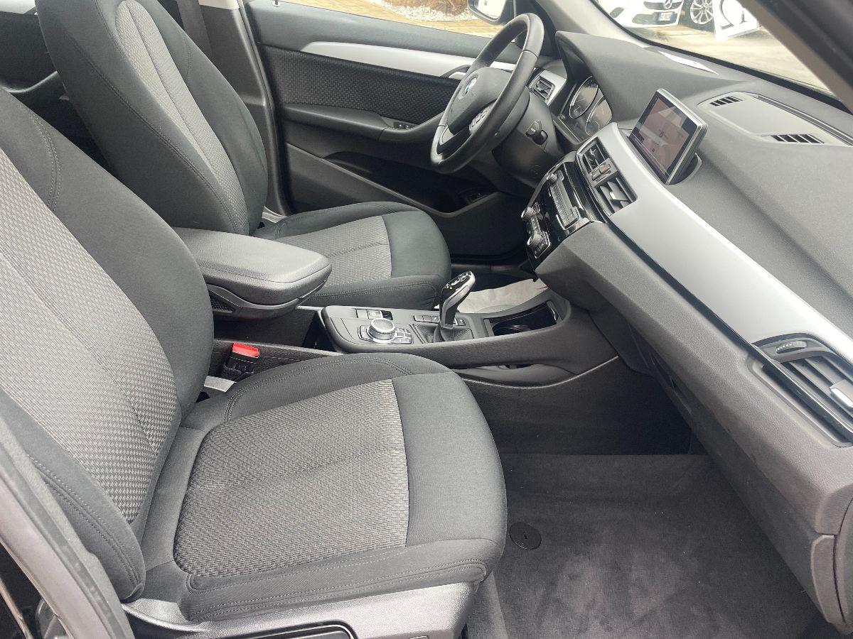BMW - X1 sDrive18d Business Advantage Automatico