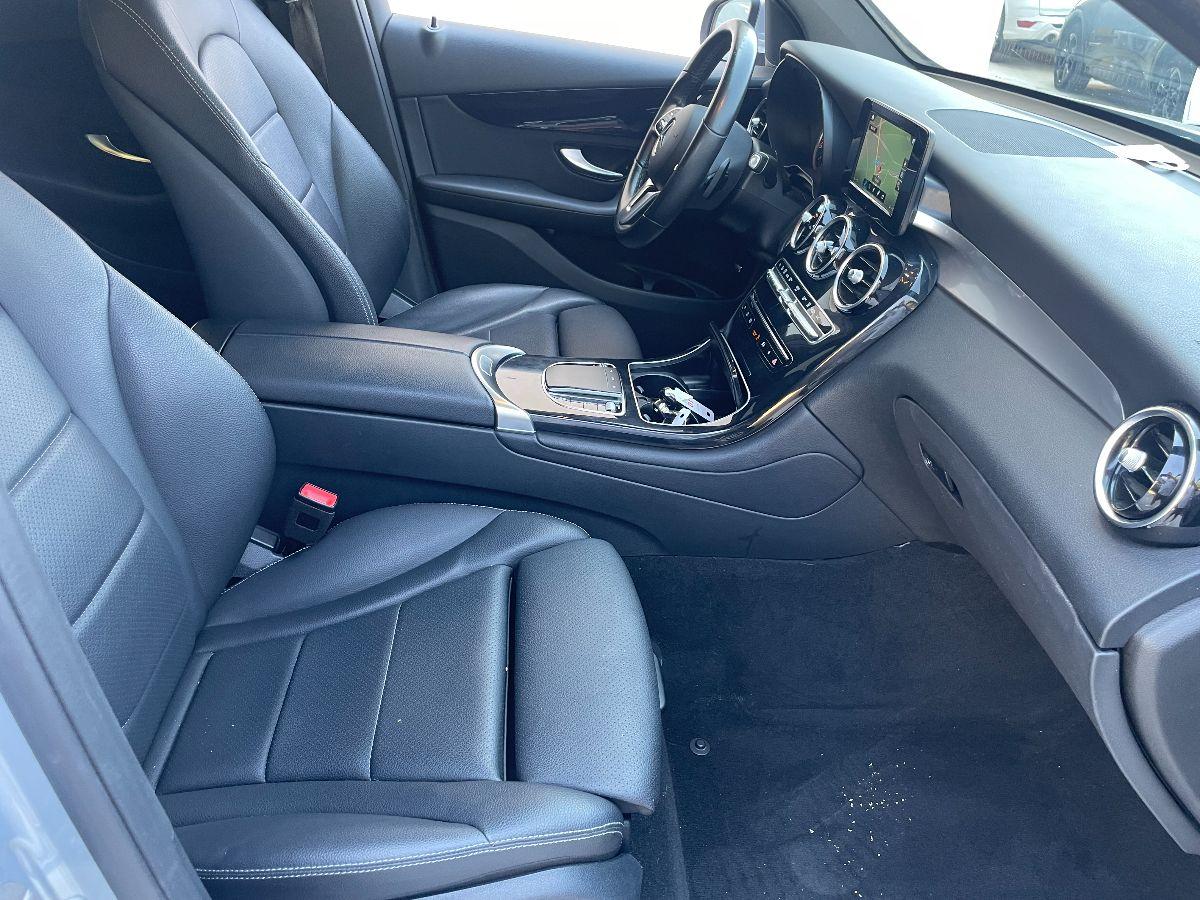 MERCEDES - GLC - 300 de 4Matic EQ-Power Business