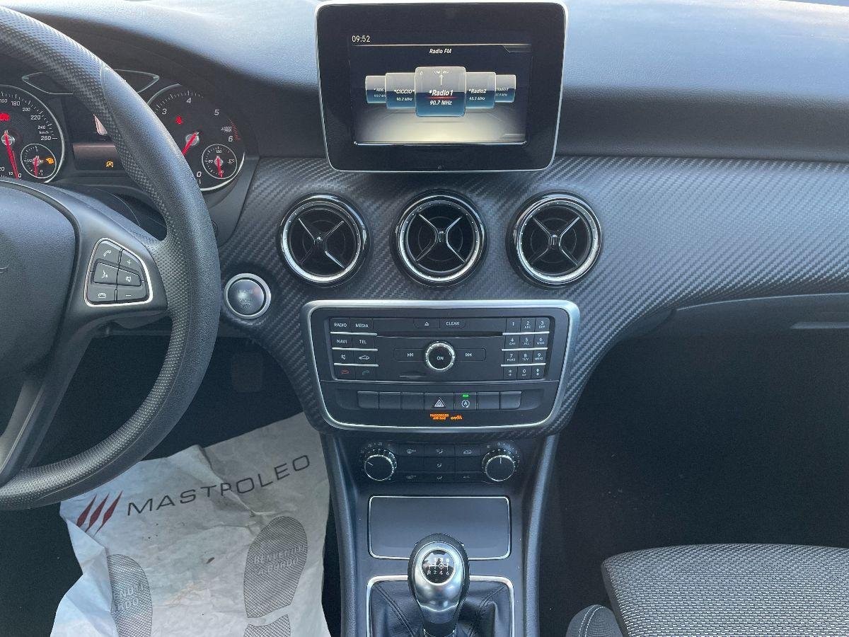 MERCEDES - Classe GLA - GLA 180 d Executive(SEDE DI MAGLIE)