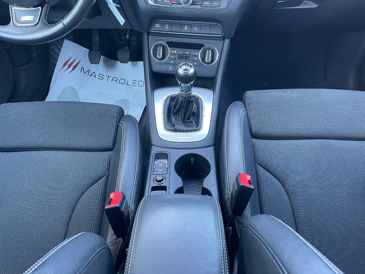 AUDI - Q3 - 2.0 TDI 150 CV Sport