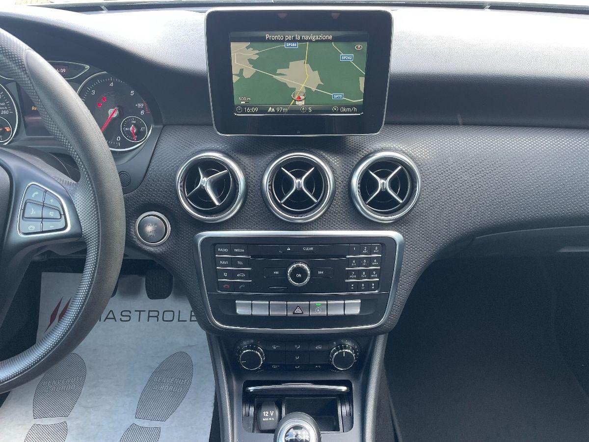MERCEDES - Classe A - A 180 d Business