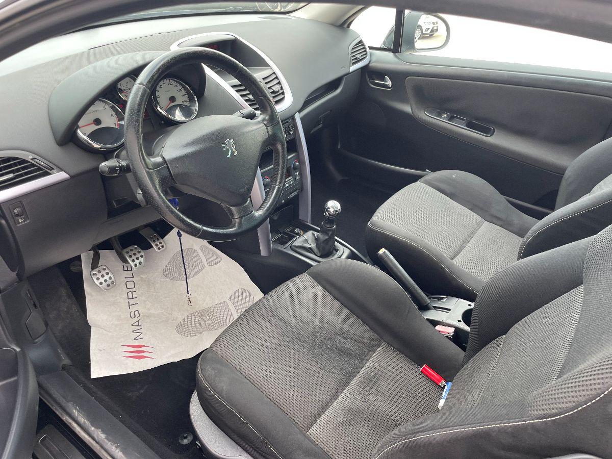 PEUGEOT 207 16V THP 150CV 3p. Féline Cabrio