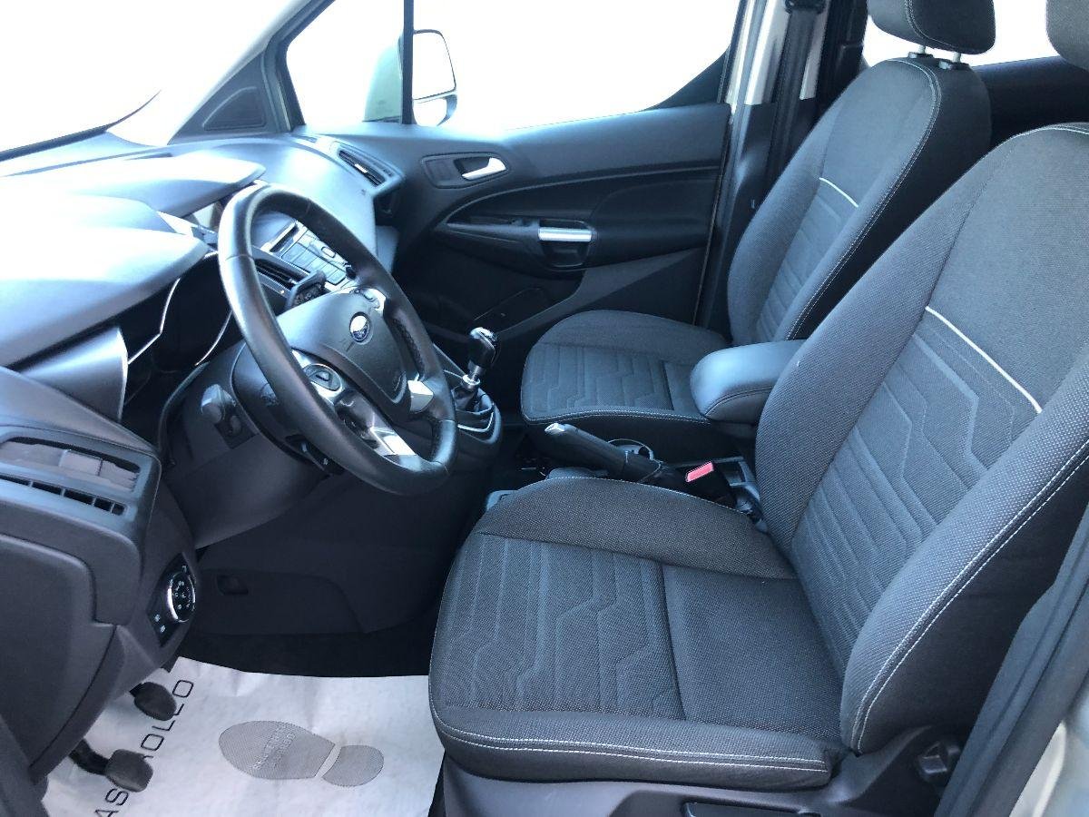 FORD TOURNEO CONNECT II 230 120 CV TITANIUM