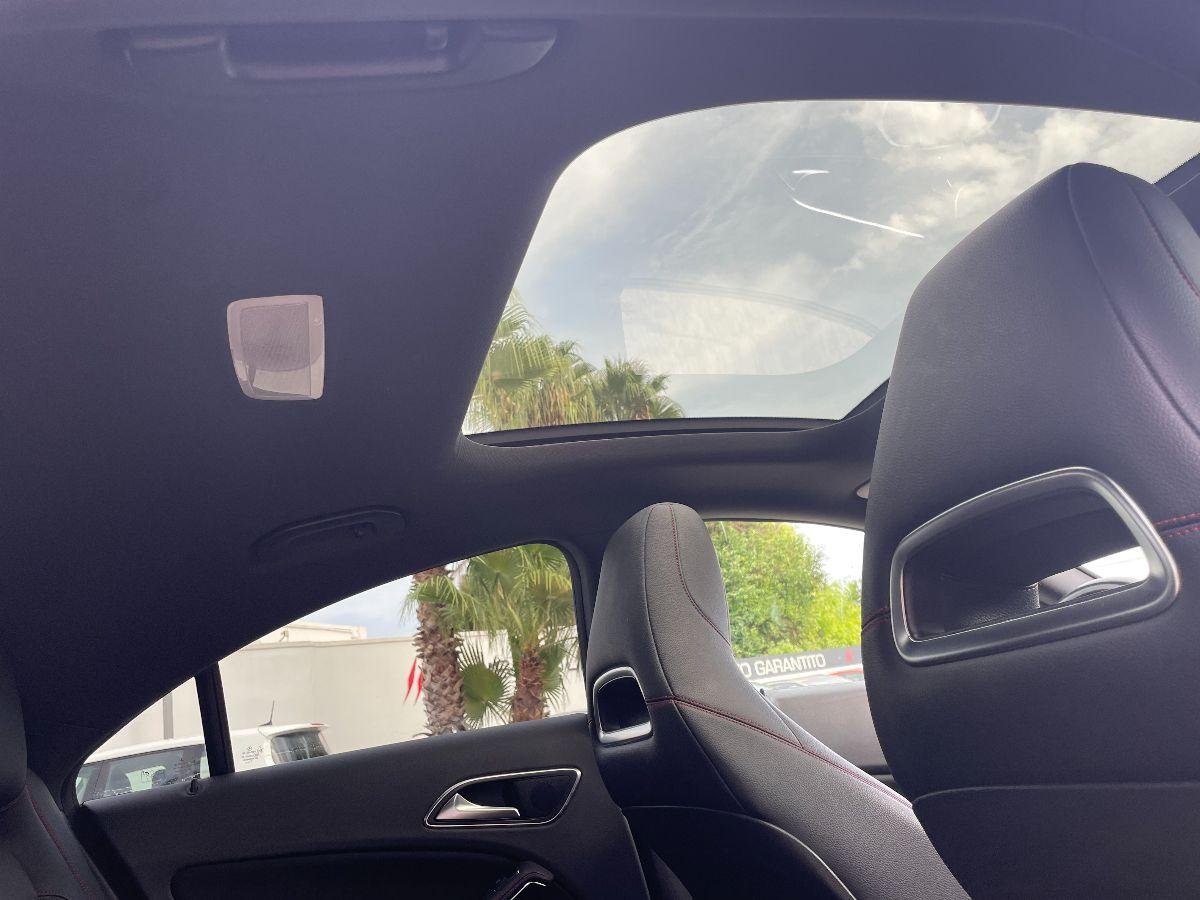 MERCEDES - Classe CLA - CLA 220 4Matic Automatic Premium