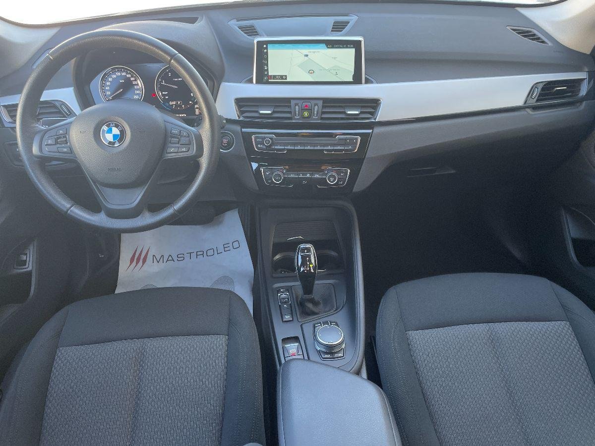 BMW - X1 xDrive18d Business Automatica
