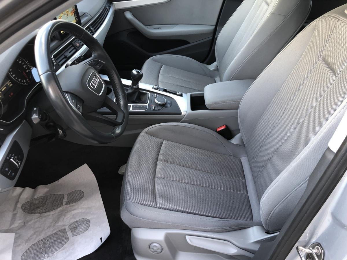 AUDI - A4 Avant Avant 2.0 tdi Business 122cv my16