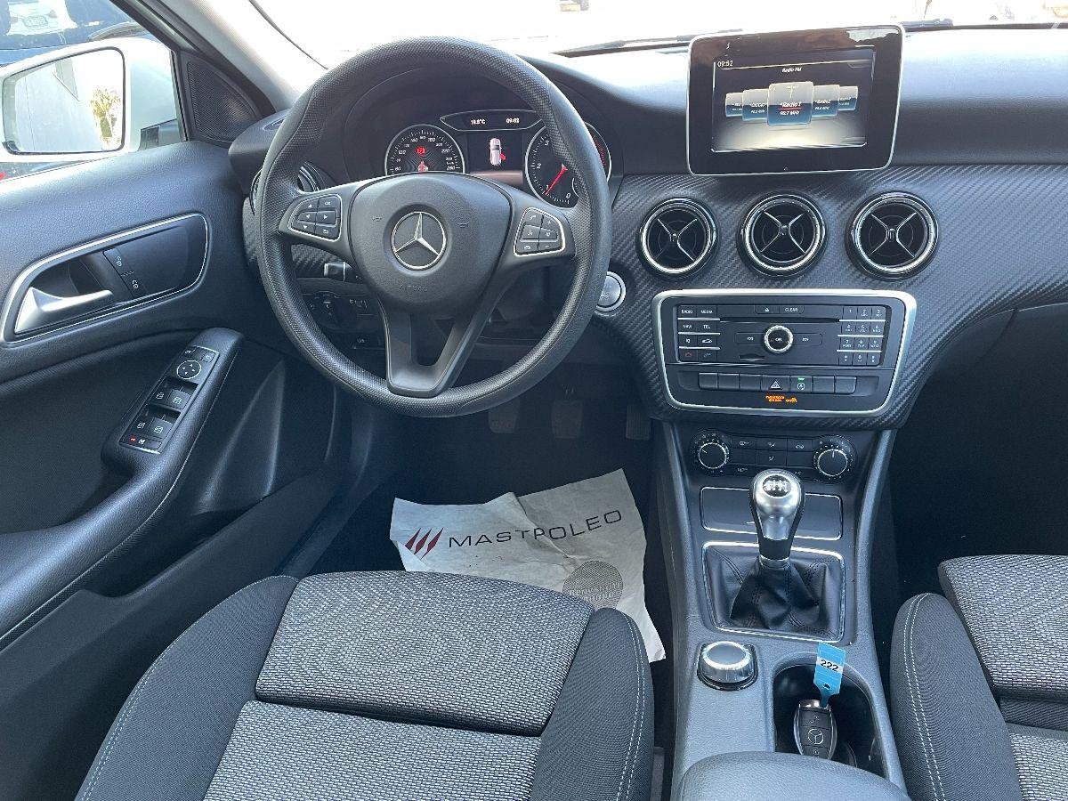 MERCEDES - Classe GLA - GLA 180 d Executive(SEDE DI MAGLIE)