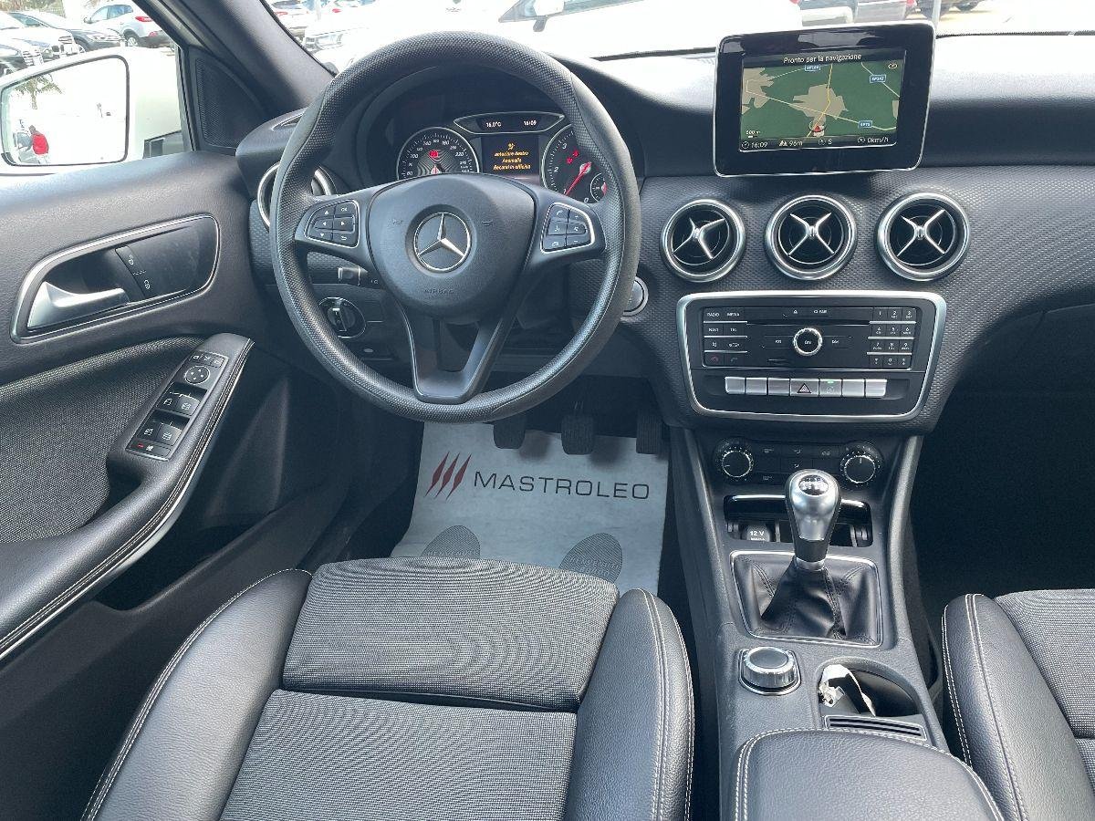 MERCEDES - Classe A - A 180 d Business