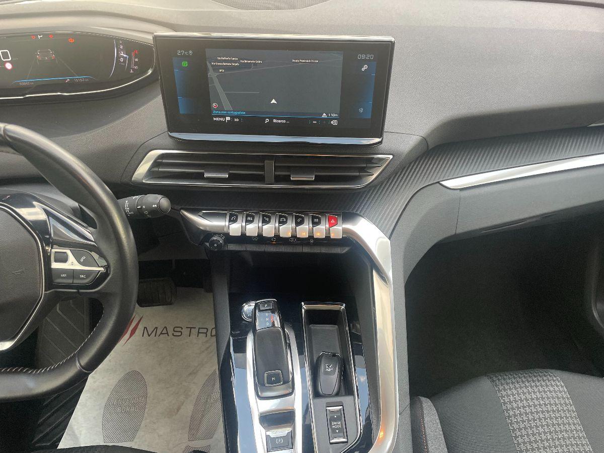 PEUGEOT - 3008 - BlueHDi 130 S&S EAT8 ActiveBusiness