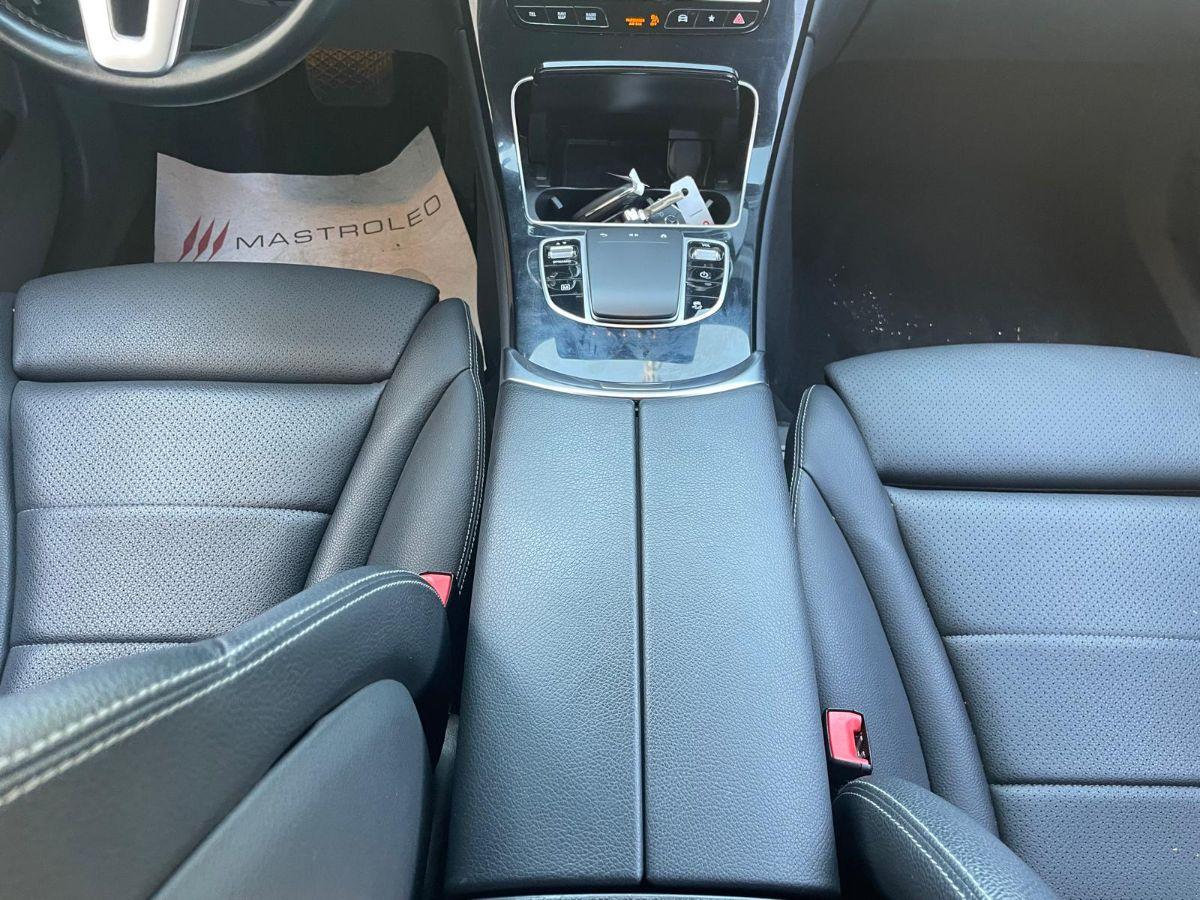 MERCEDES - GLC - 300 de 4Matic EQ-Power Business