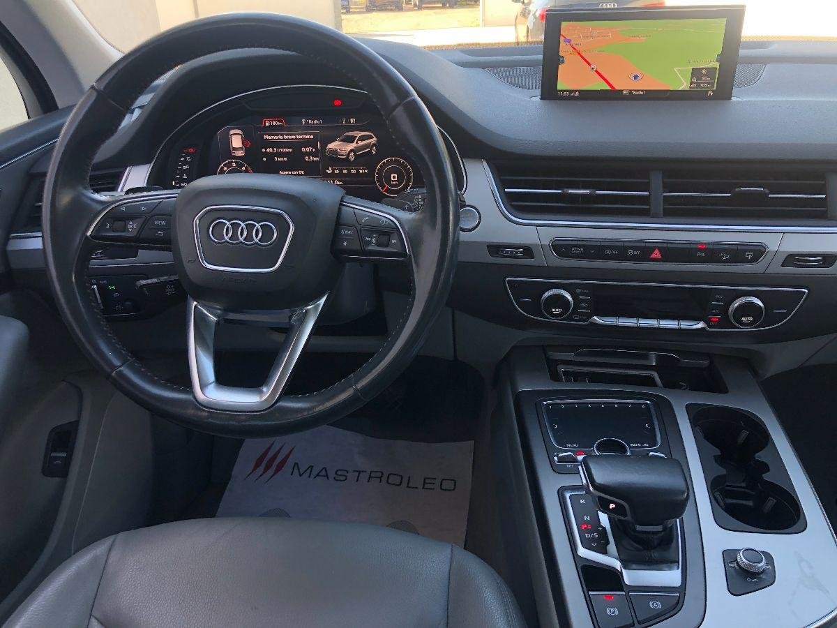 AUDI - Q7 - 3.0 TDI quattro tiptronic Business Plus 7 Posti