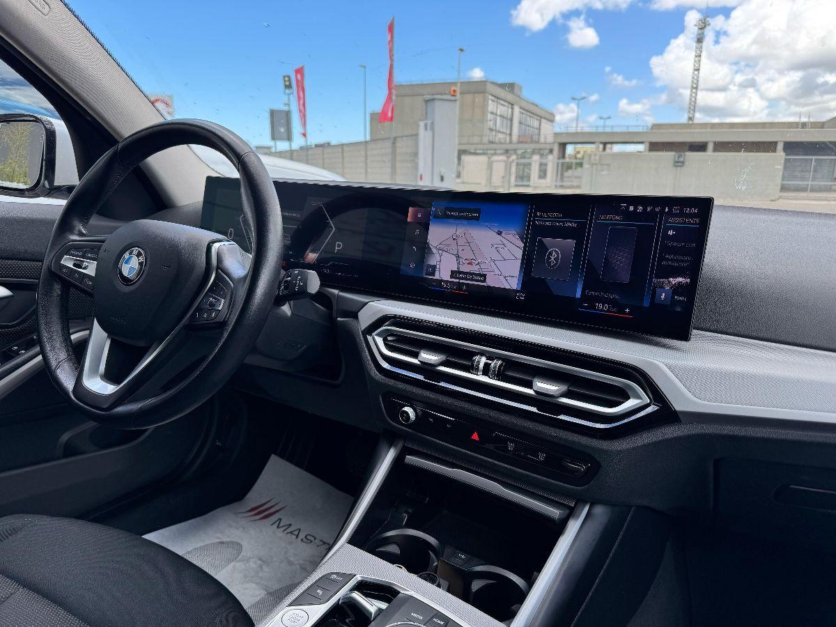 BMW - Serie 3 Touring 318d 48V Touring Business Advantage Auto
