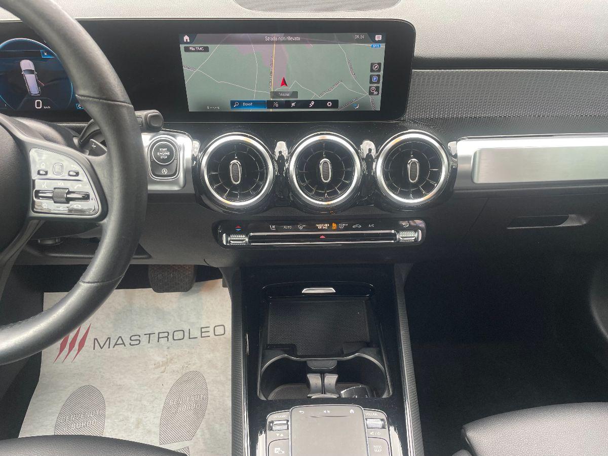 MERCEDES - GLB 180 d Automatic Business 7Posti