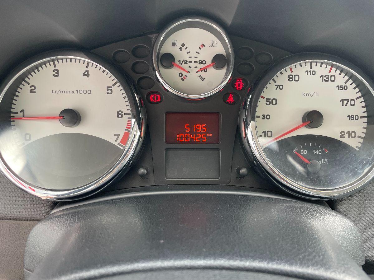 PEUGEOT 207 16V THP 150CV 3p. Féline Cabrio
