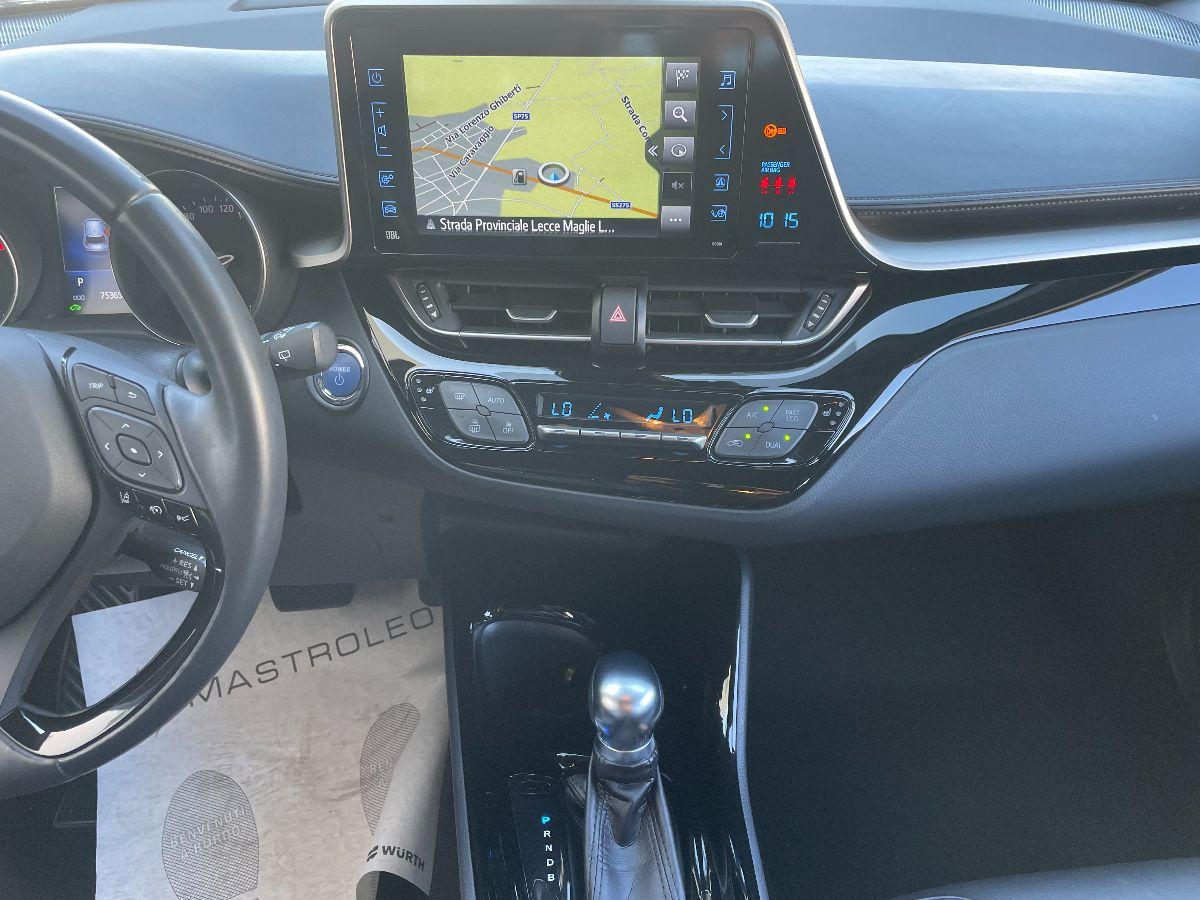 TOYOTA - C-HR - 1.8 Hybrid E-CVT Style+