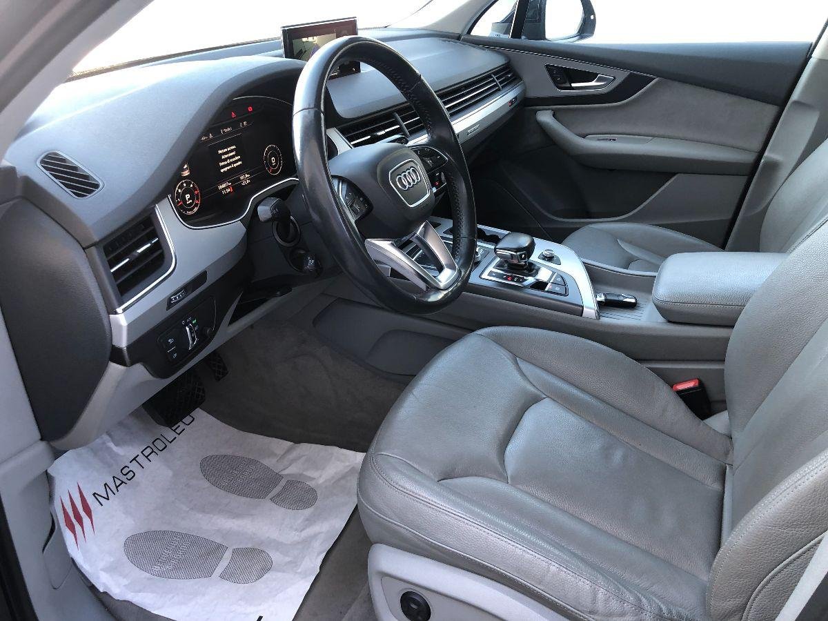 AUDI - Q7 - 3.0 TDI quattro tiptronic Business Plus 7 Posti