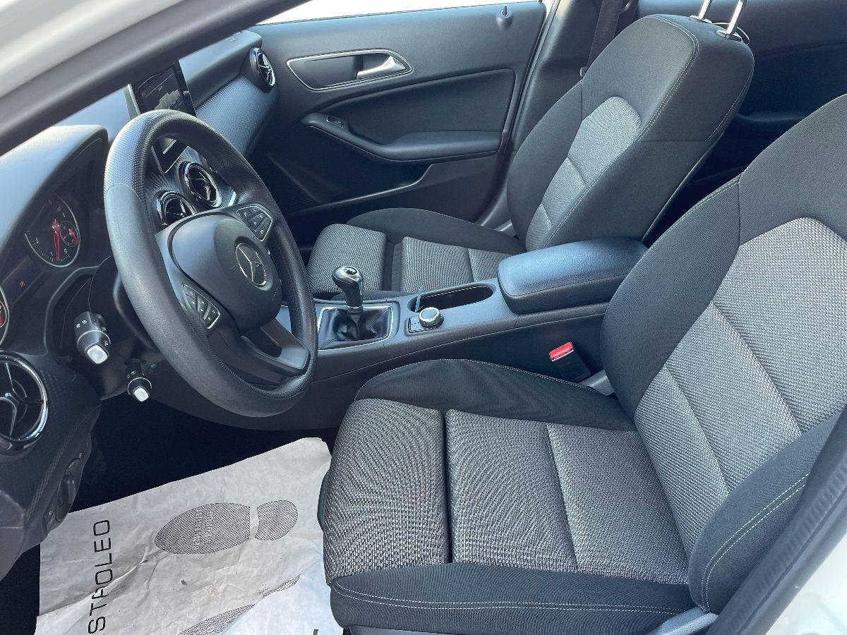 MERCEDES - Classe GLA - GLA 180 d Executive(SEDE DI MAGLIE)
