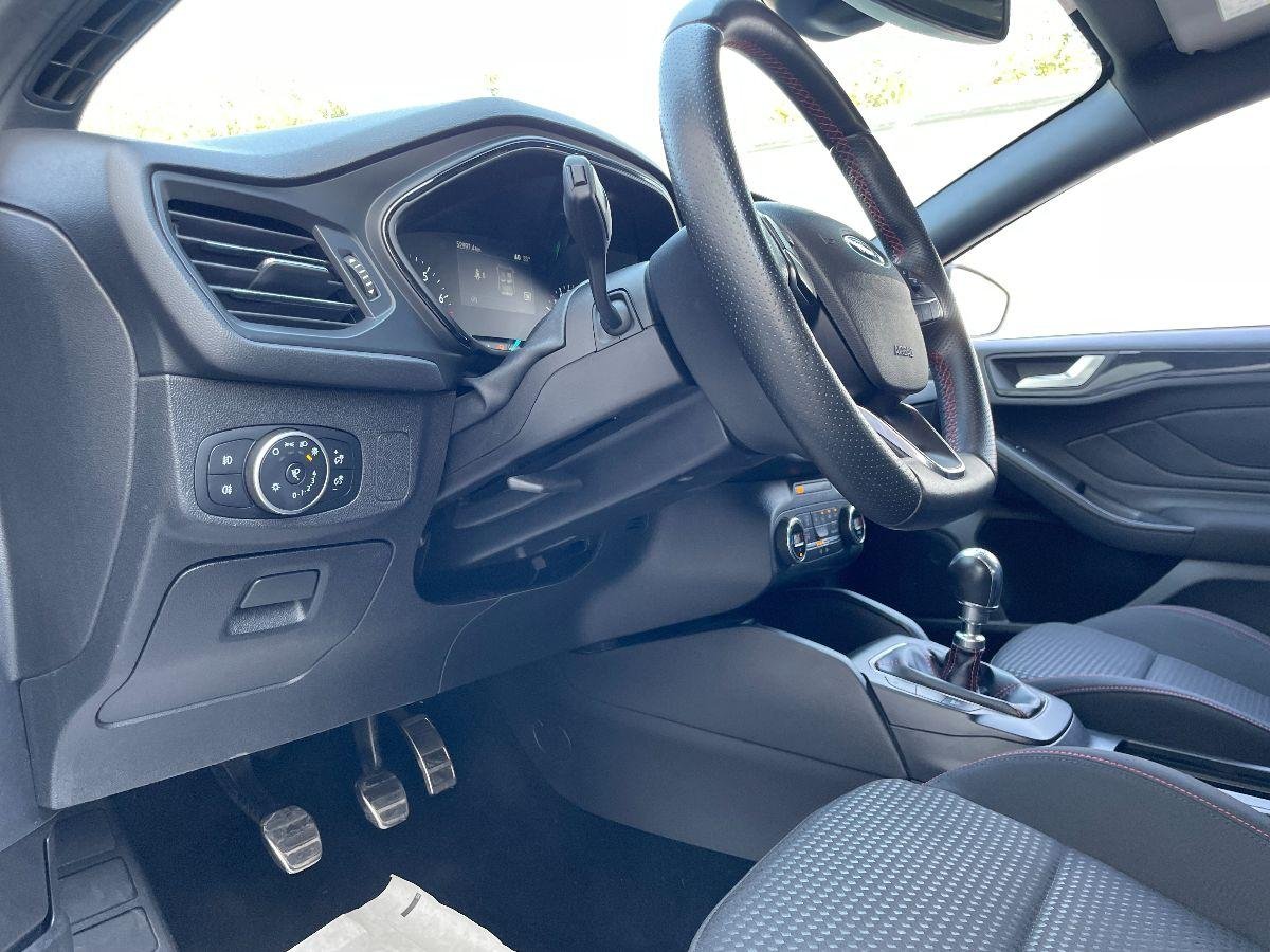 FORD - Focus - 1.0 EcoBoost 125CV 5p. ST Line GARANZIA FORD 7 ANNI / 105.000 KM