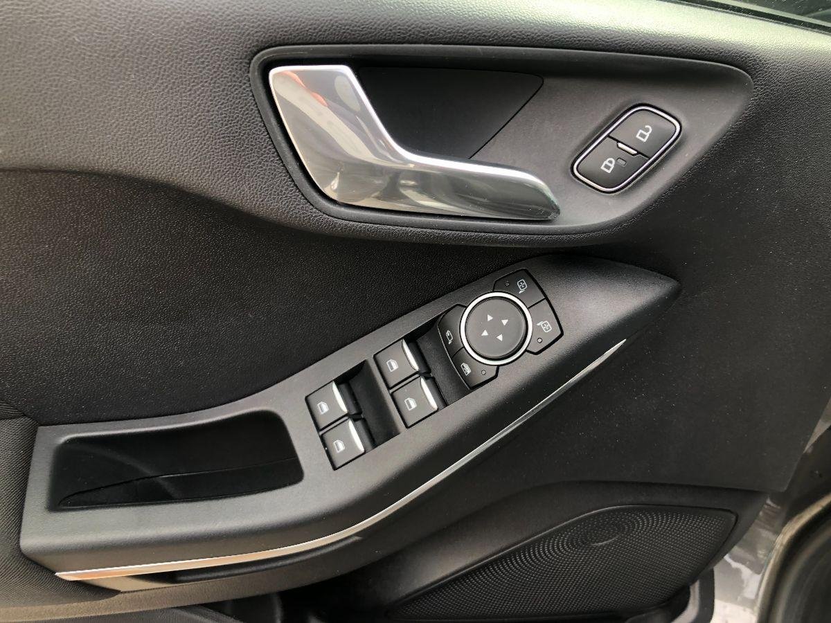 FORD - Fiesta - 1.0 Ecoboost aut. 5p. Titanium (SEDE DI MAGLIE)