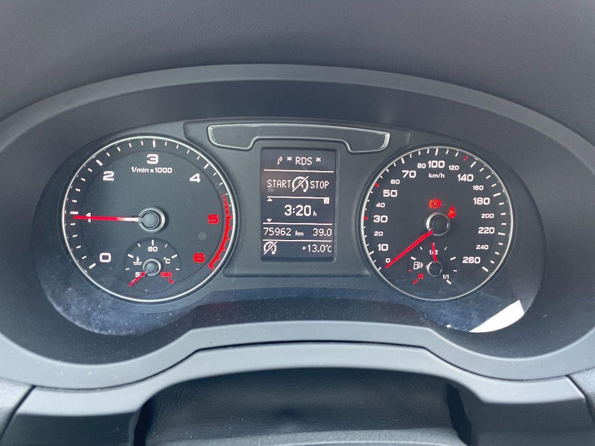 AUDI - Q3 - 2.0 TDI 120CV Business
