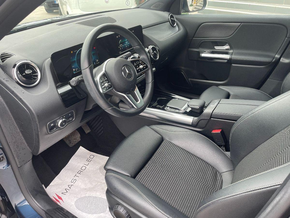 MERCEDES - Classe GLA - 200 d Automatic Sport Plus