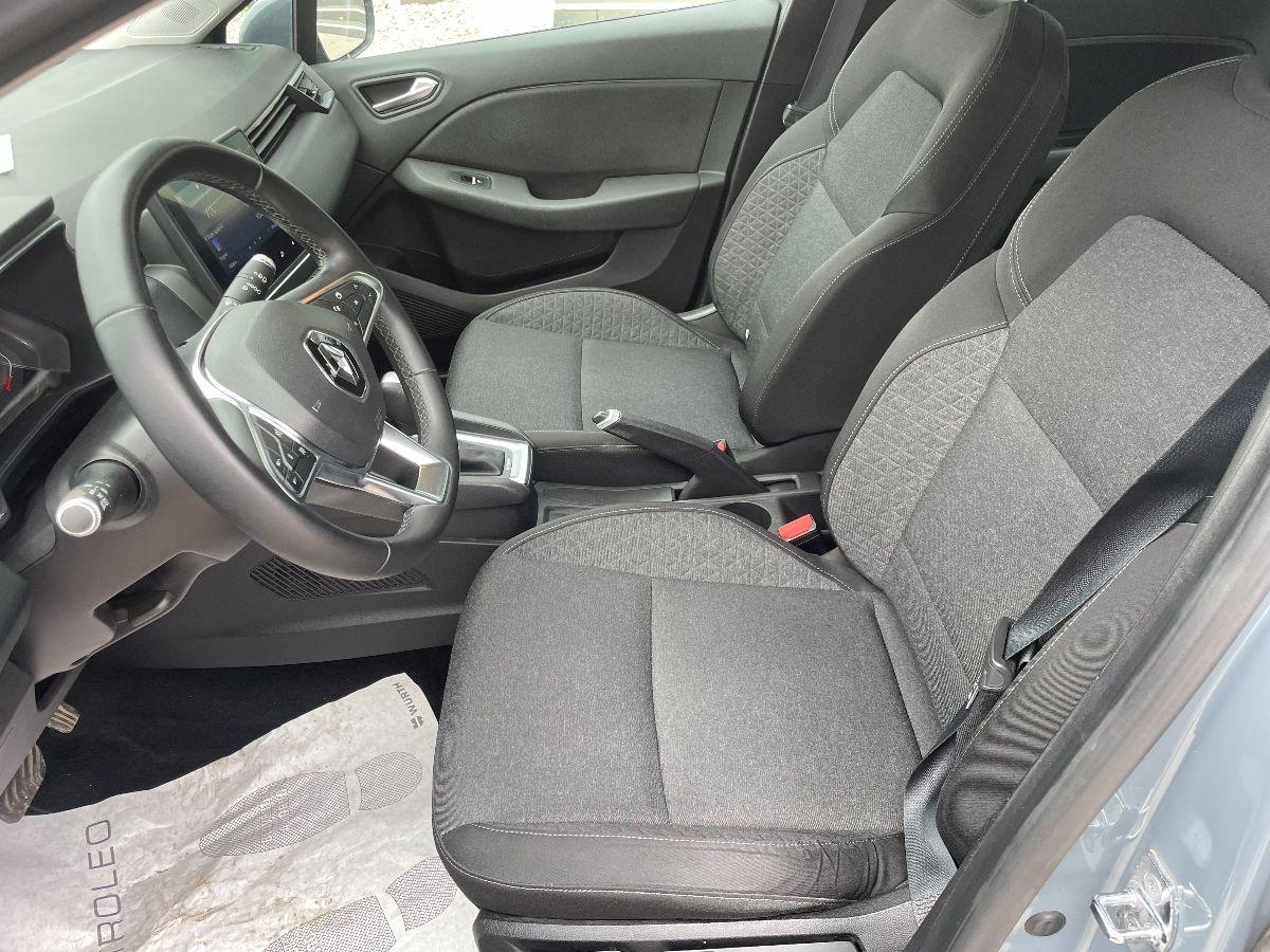 RENAULT - Clio - Hybrid E-Tech 140CV 5p. Init. Paris