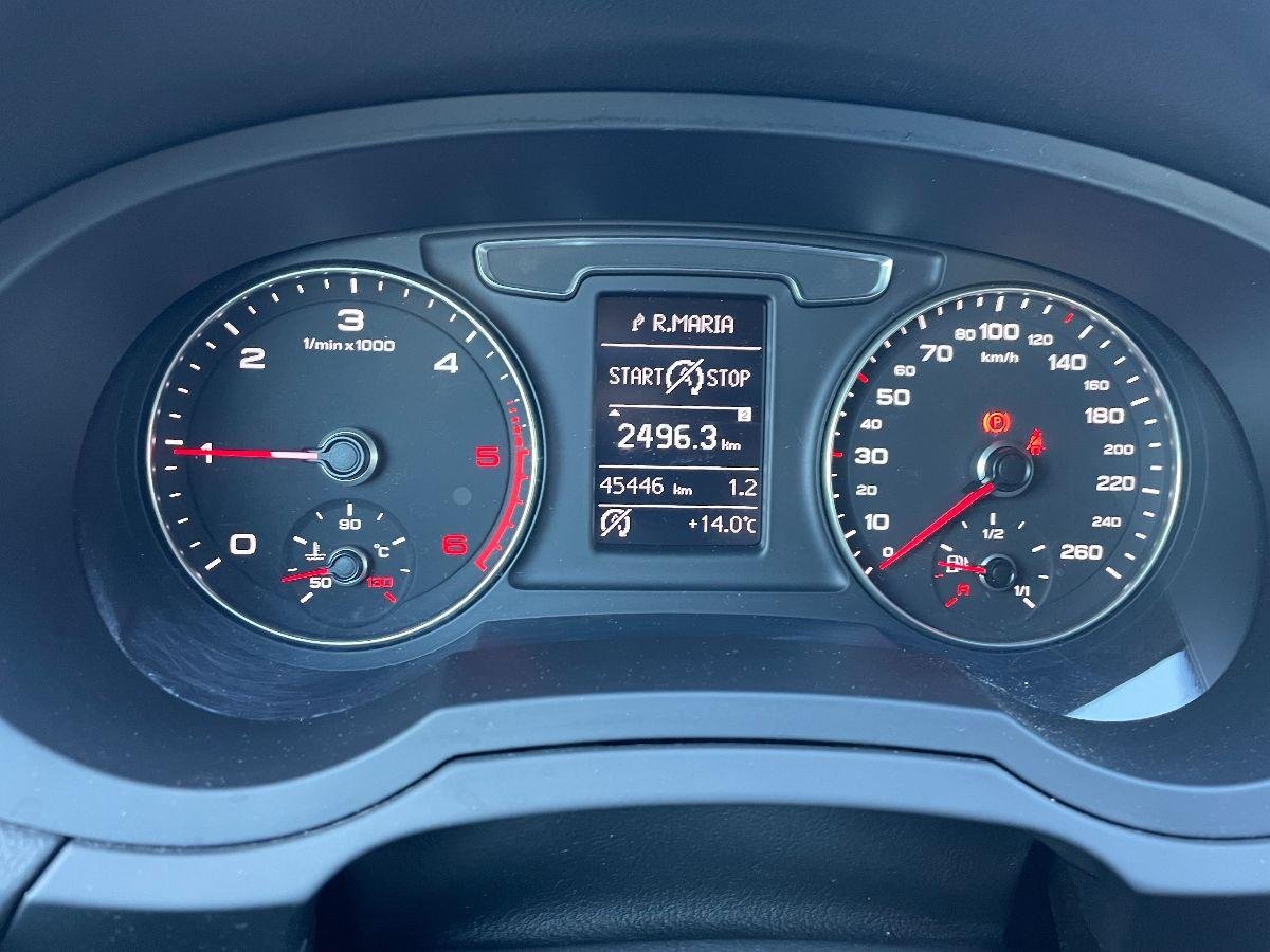 AUDI - Q3 - 2.0 TDI 150 CV Sport