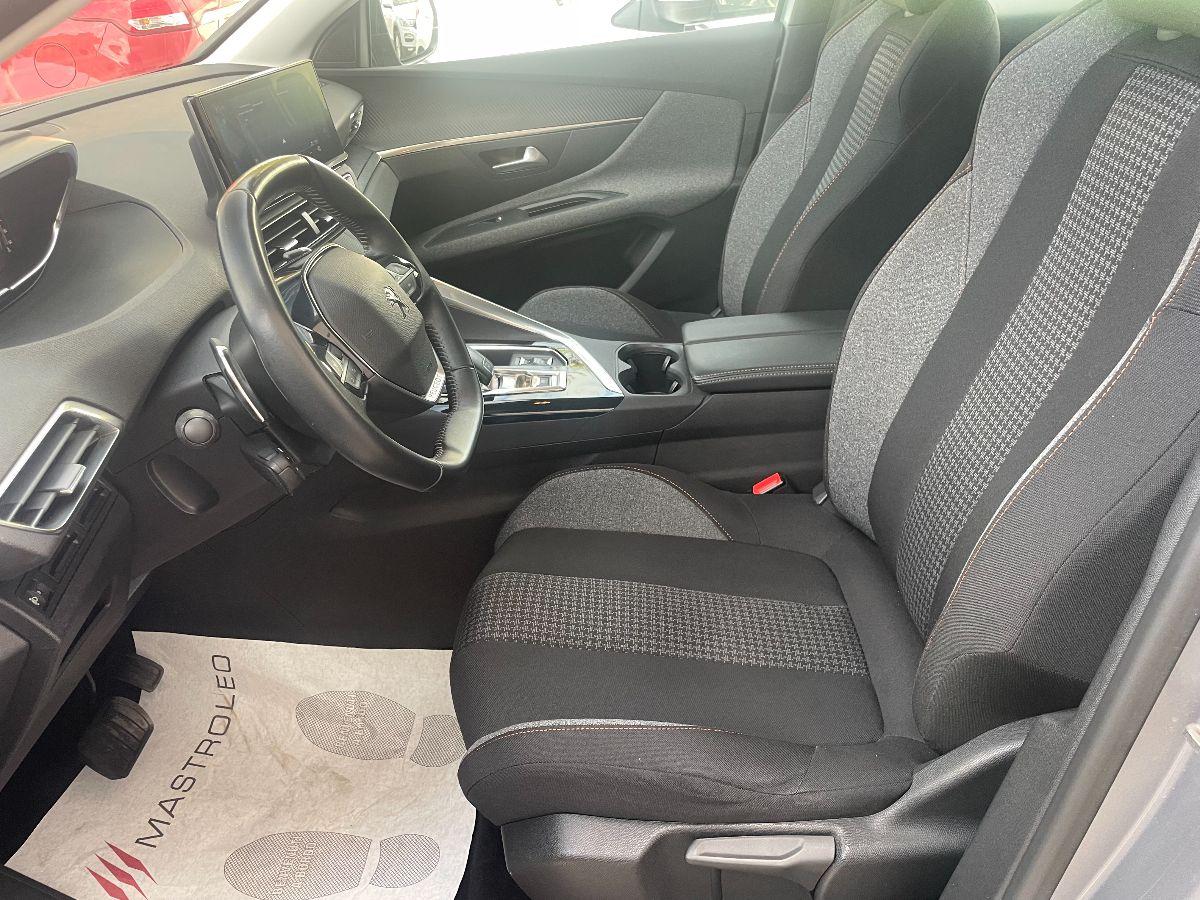 PEUGEOT - 3008 - BlueHDi 130 S&S EAT8 ActiveBusiness