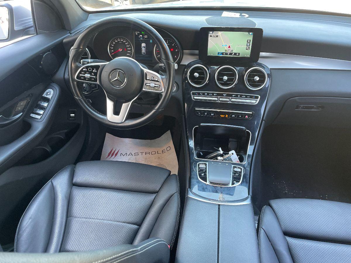 MERCEDES - GLC - 300 de 4Matic EQ-Power Business