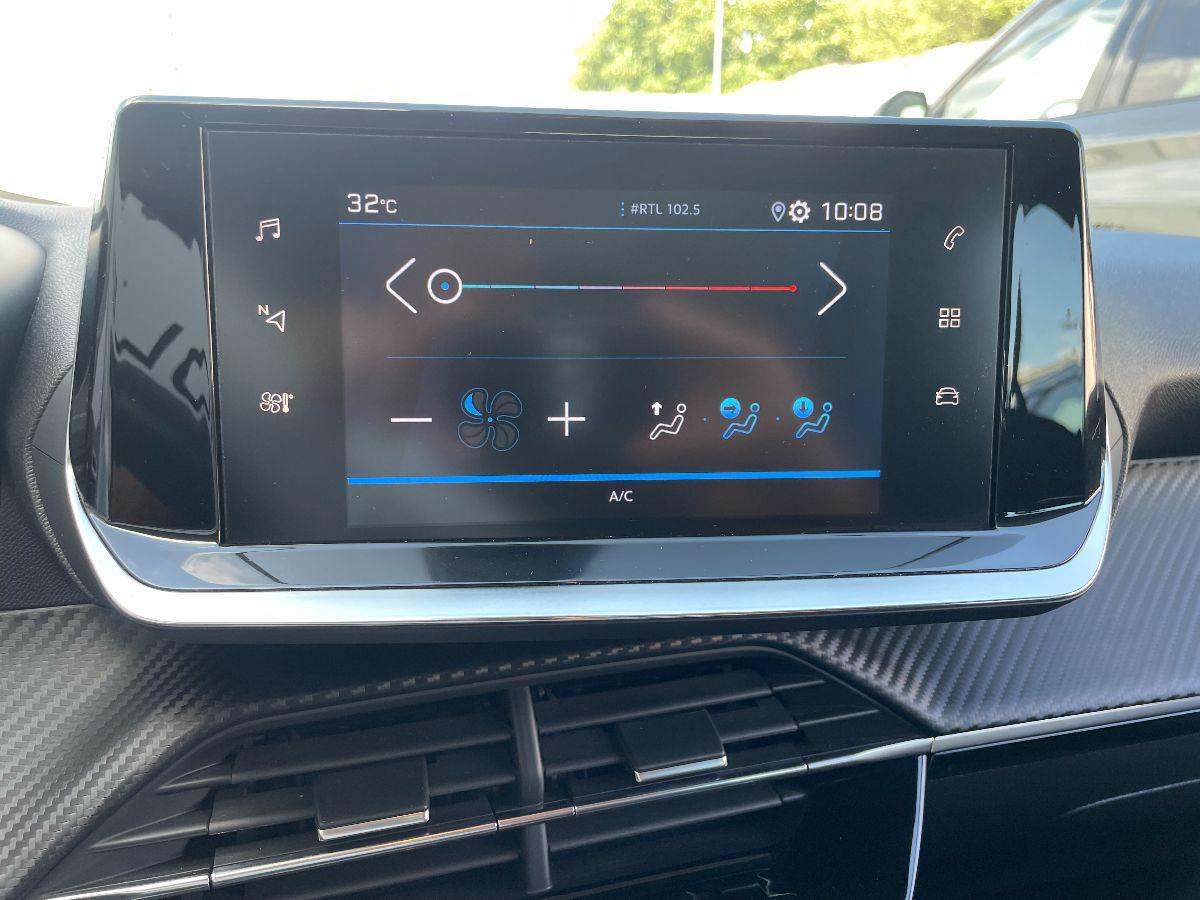 PEUGEOT - 208 - BlueHDi 100 S&S 5p. Active