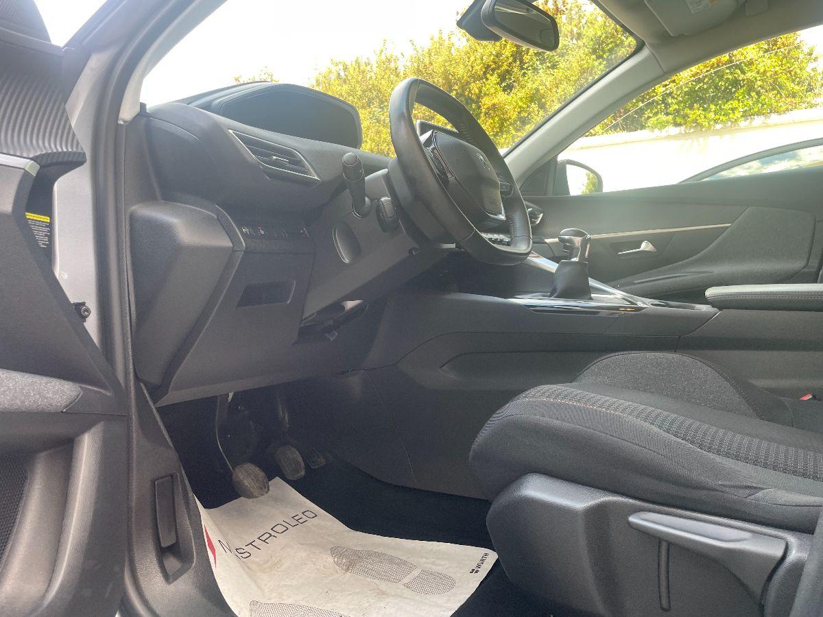 PEUGEOT - 3008 - BlueHDi 130 S&S Active