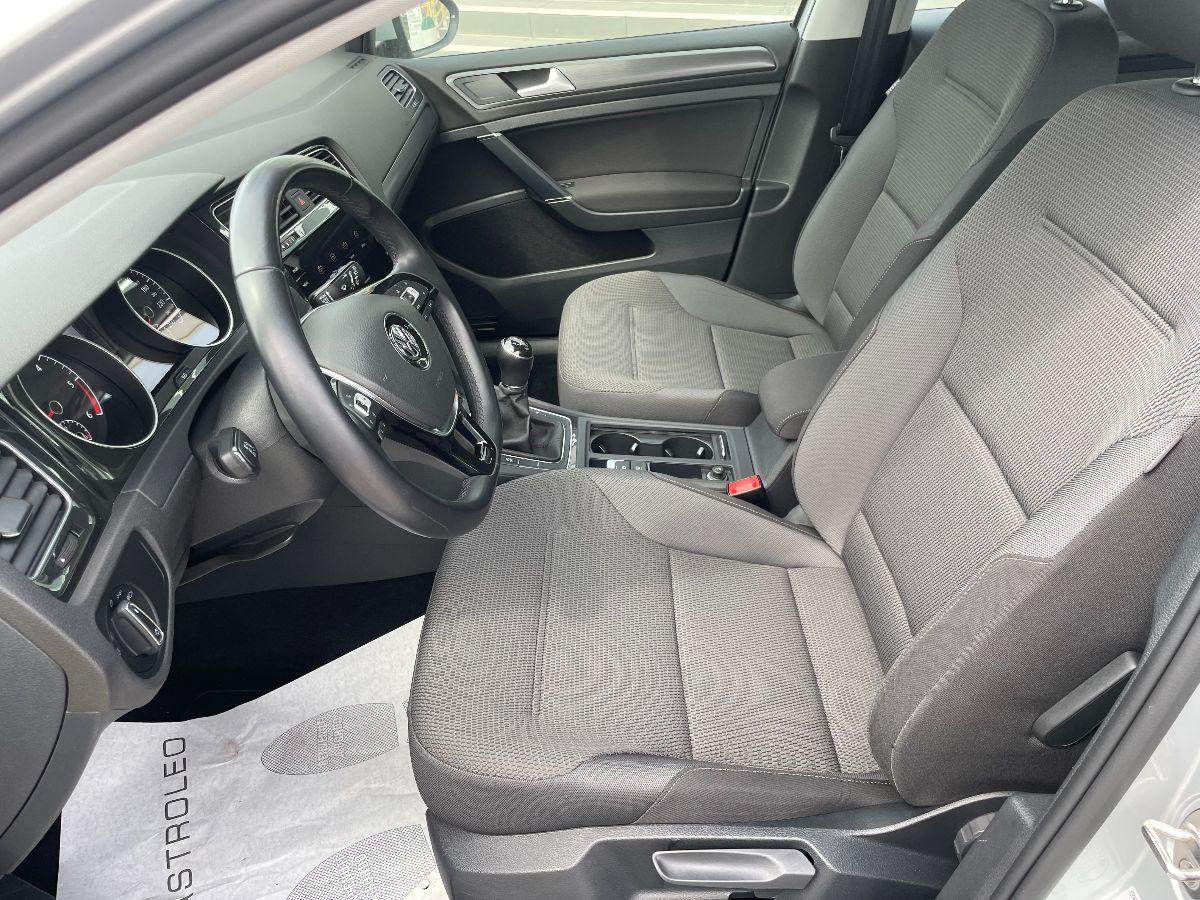 VOLKSWAGEN - Golf Variant 1.6 TDI Comfortline