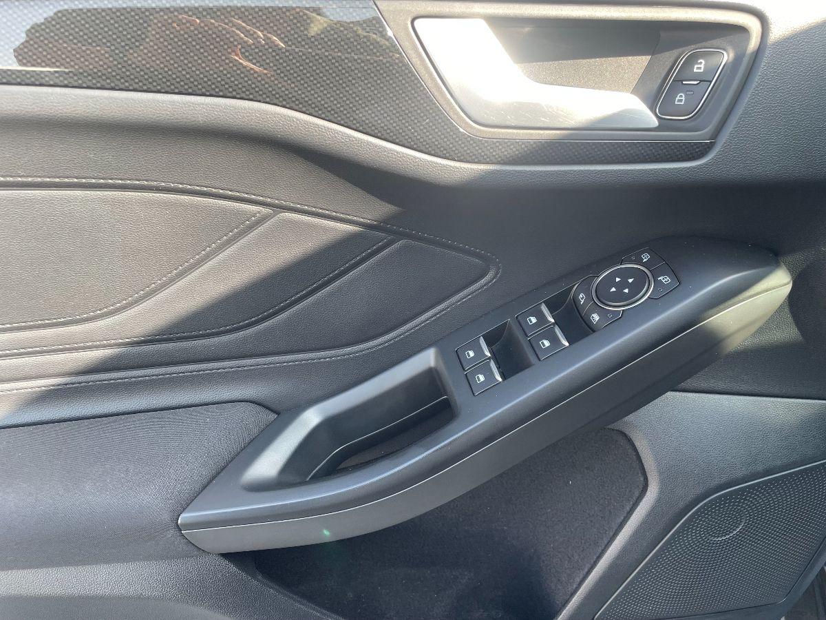 FORD - Focus - 1.0 EcoBoost Hybrid 125CV 5p.ST L.