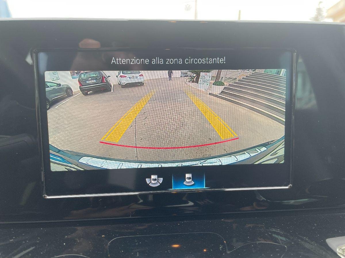 MERCEDES - Classe GLA - 200 d Automatic Sport Plus
