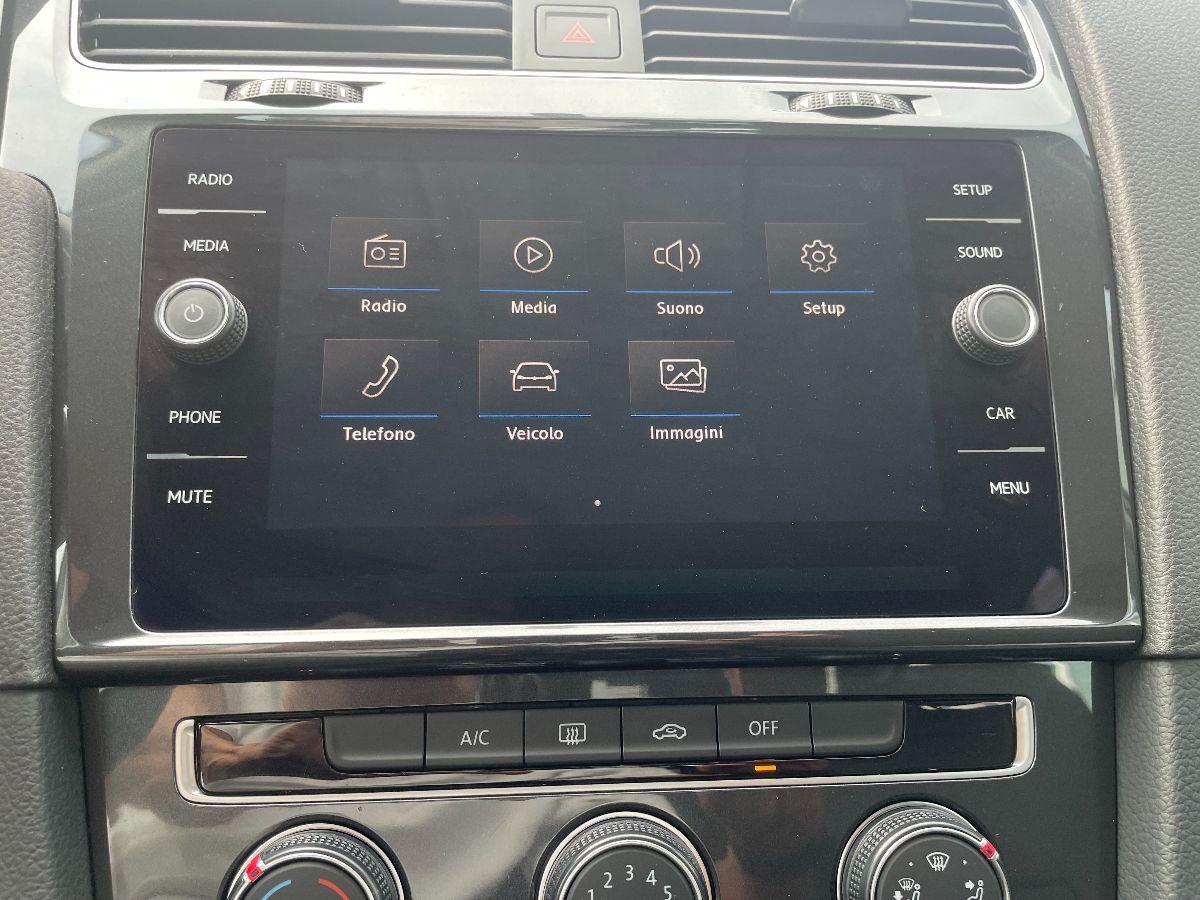VOLKSWAGEN - Golf Variant 1.6 TDI Comfortline